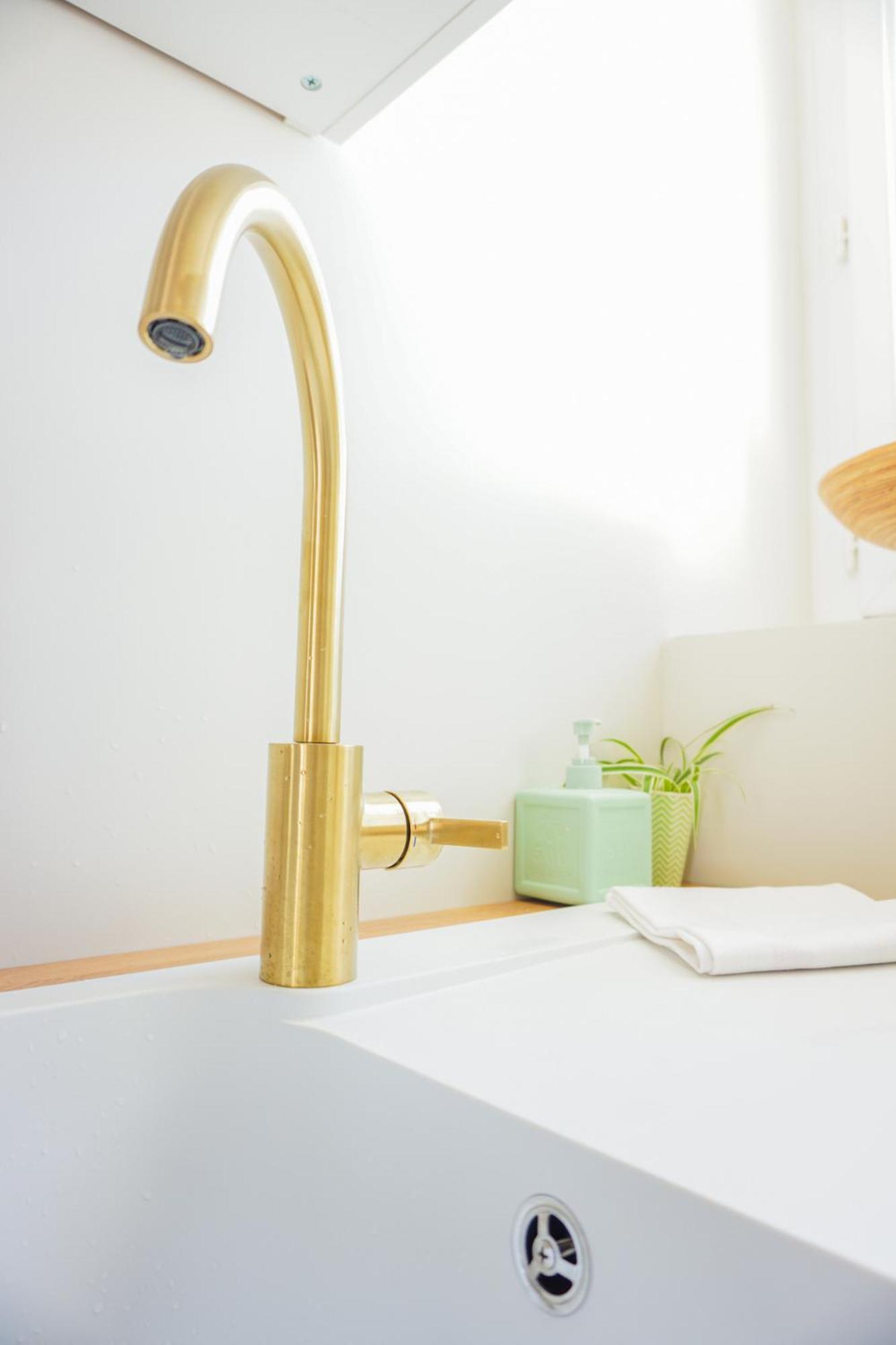 -Le Sentier- Elegant T3 Avec Jardin Proche Mer コンカルノー エクステリア 写真